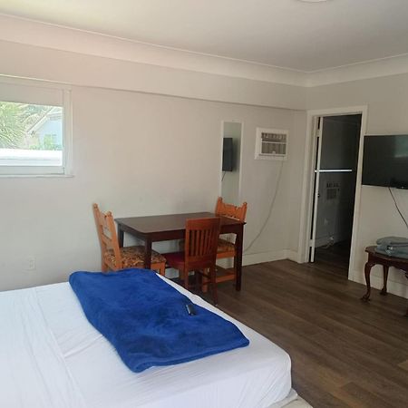 הוליווד Pousada Suites מראה חיצוני תמונה